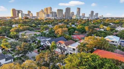 $3,150,000 | 1013 Southeast 9th Street, Fort Lauderdale, FL 33316