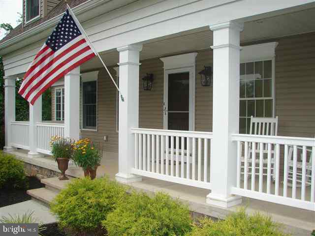 434 Barnstable Road Carlisle, PA 17015 - Photo 4 of 17 Gallery Image 4