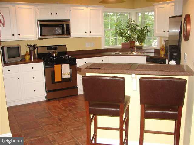 434 Barnstable Road Carlisle, PA 17015 - Photo 8 of 17 Gallery Image 8