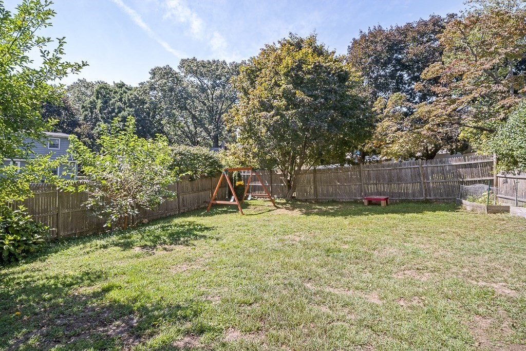 28 Longmeadow Road Arlington, MA 02474 - Photo 21 of 25 a backyard of a house