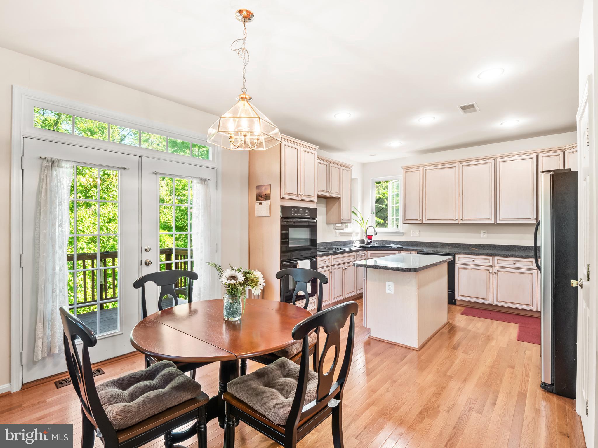 7236 Lyndam Hill Circle Lorton, VA 22079 - Photo 18 of 59