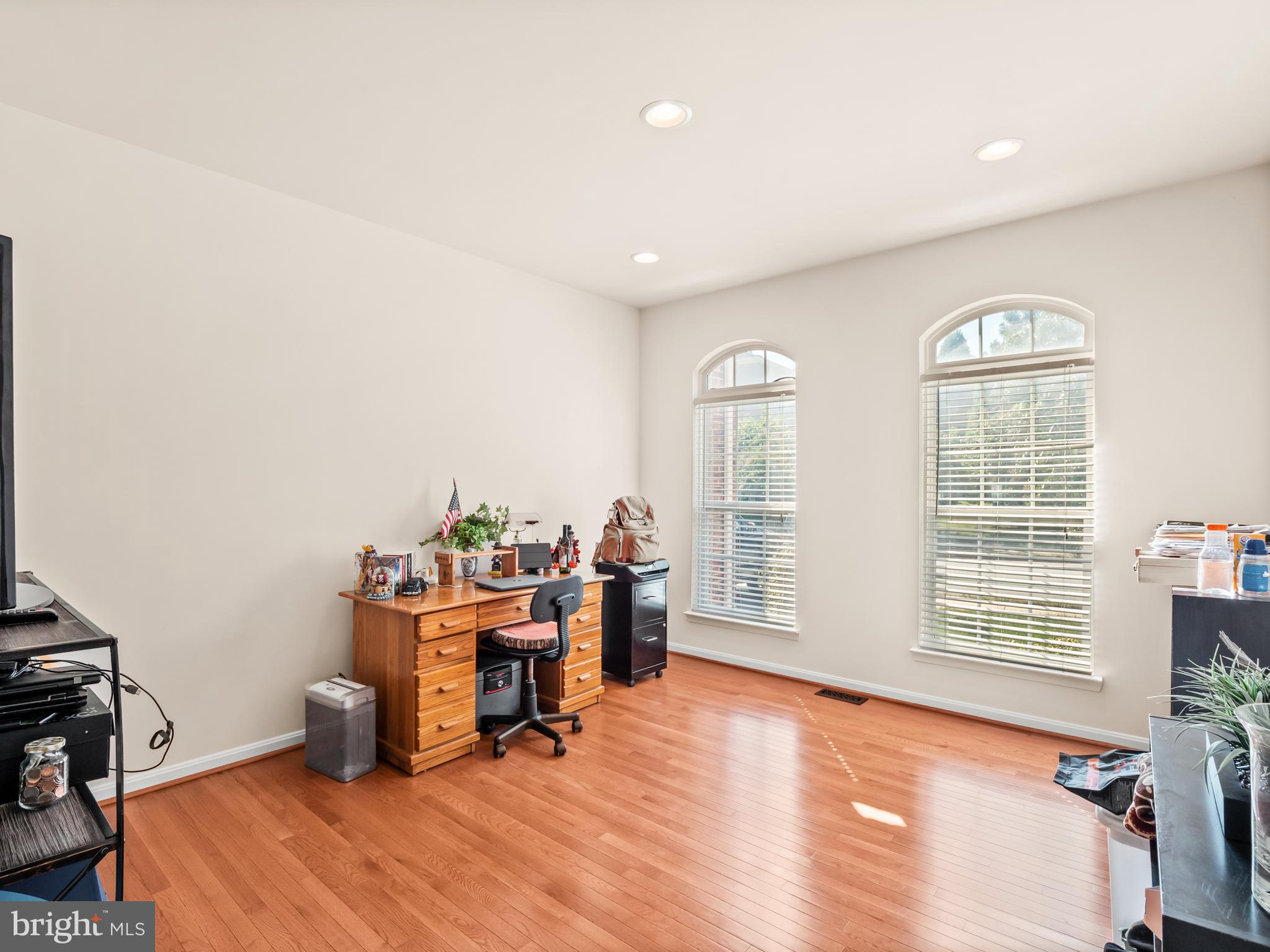 7236 Lyndam Hill Circle Lorton, VA 22079 - Photo 23 of 59 Office on main level
