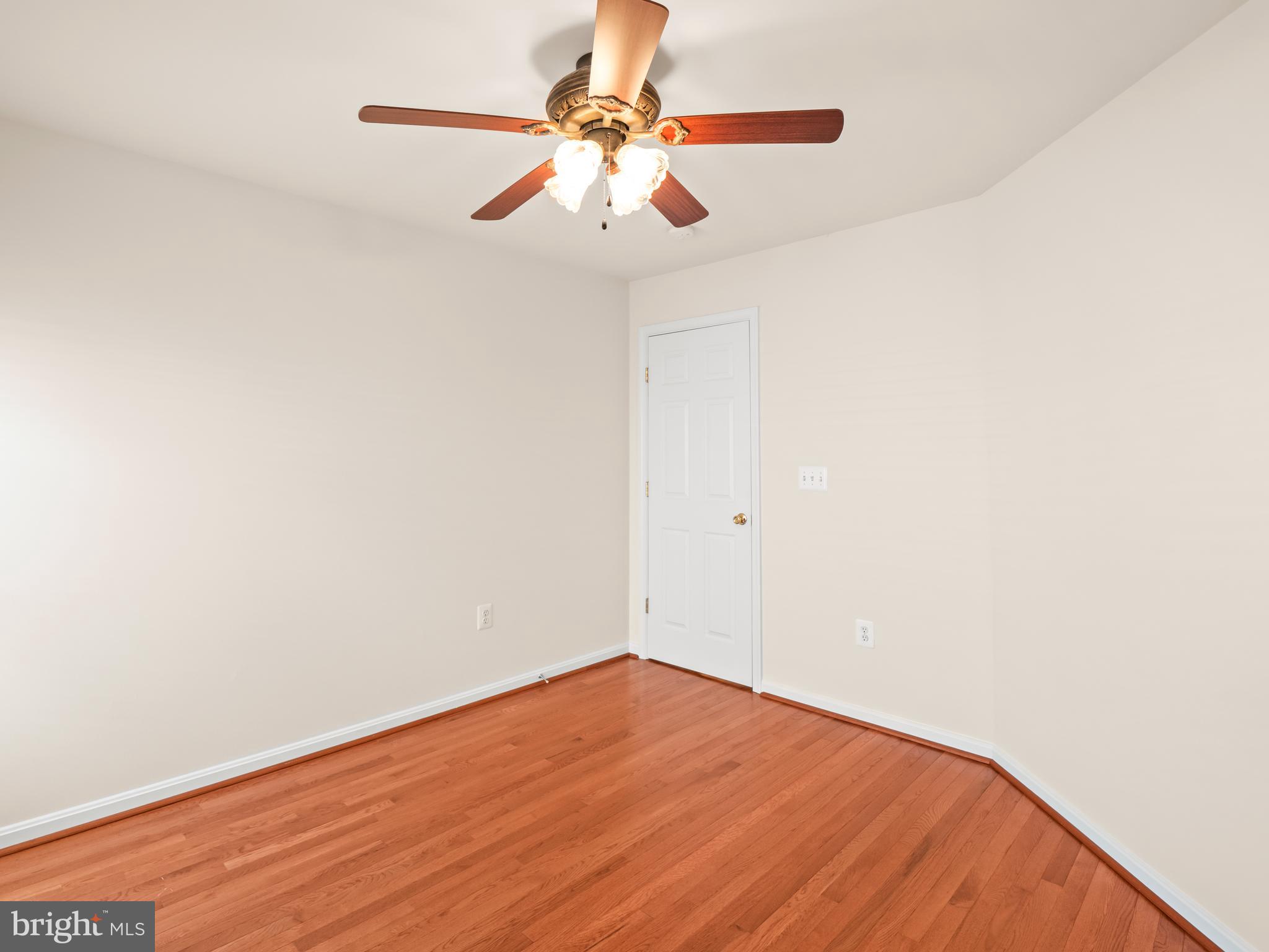 7236 Lyndam Hill Circle Lorton, VA 22079 - Photo 25 of 59