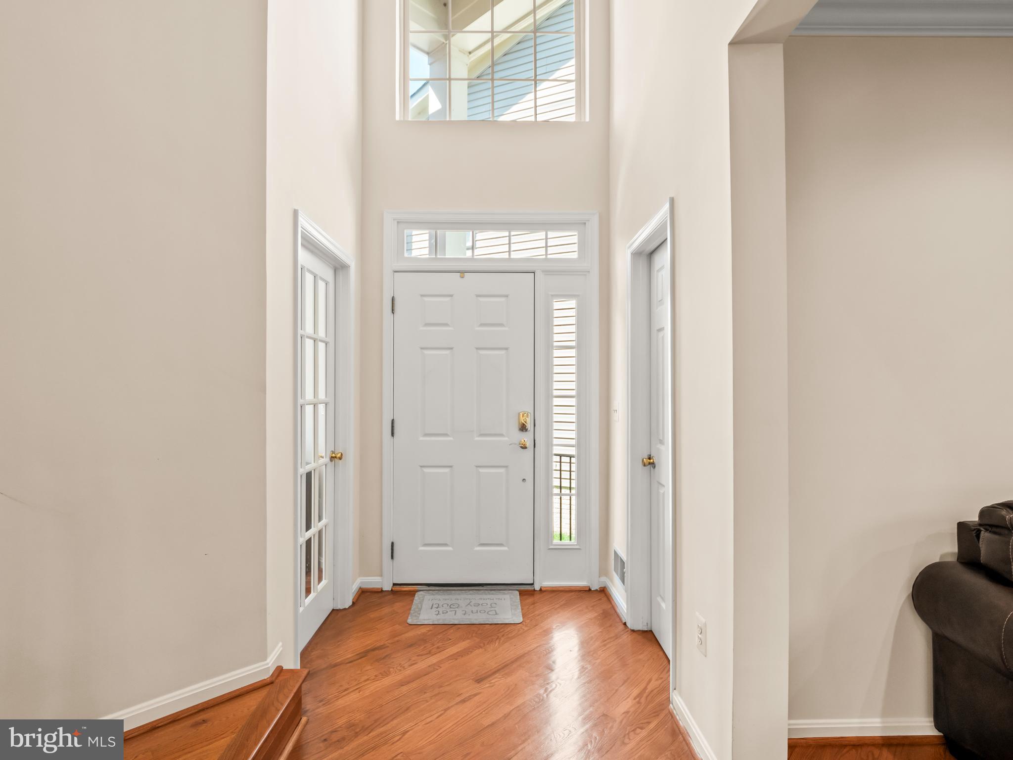 7236 Lyndam Hill Circle Lorton, VA 22079 - Photo 10 of 59