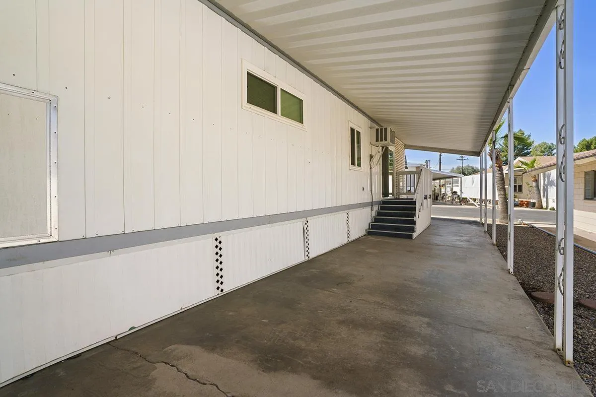 8545 Mission Gorge Road, Unit 239 Santee, CA 92071 - Photo 6 of 26 a view of entryway