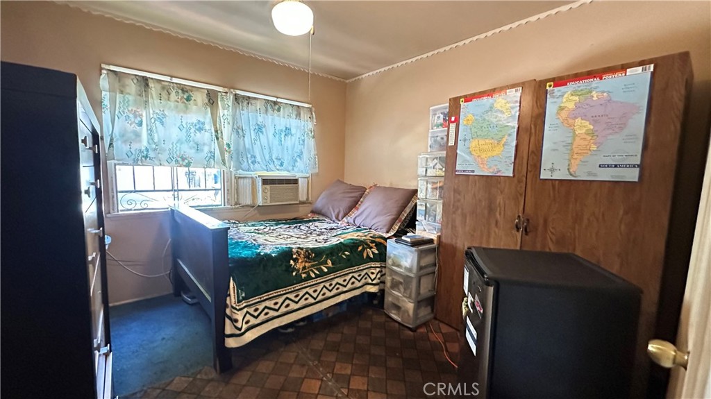 19400 Scroll Street Reseda, CA 91335 - Photo 11 of 22