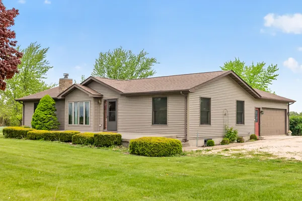 $699,000 | 8086 Kane Road, Waterman, IL 60556
