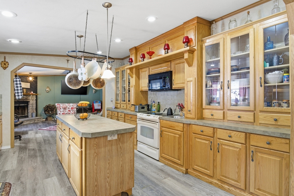 143 East Buckland Road Shelburne Falls, MA 01370 - Photo 25 of 35