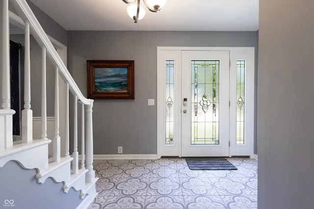 $539,900 | 3829 Waycross Drive, Columbus, IN 47203