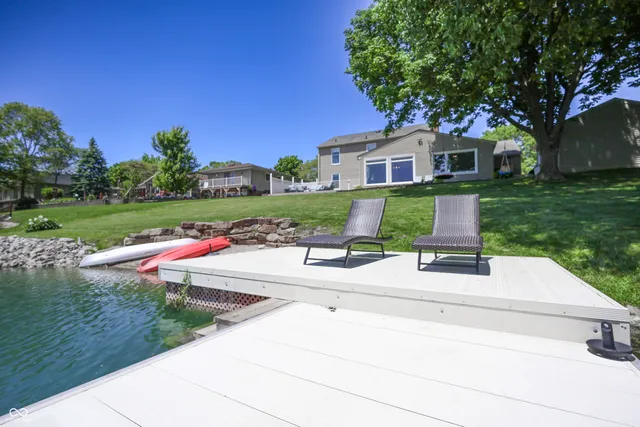 $539,900 | 3829 Waycross Drive, Columbus, IN 47203