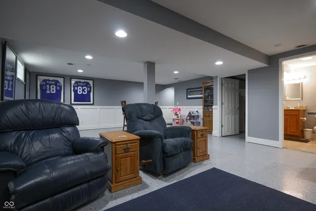 $539,900 | 3829 Waycross Drive, Columbus, IN 47203