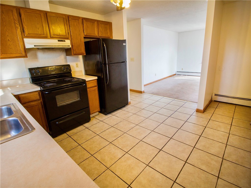124 Prentice Avenue Pawtucket, RI 02860 - Photo 15 of 31