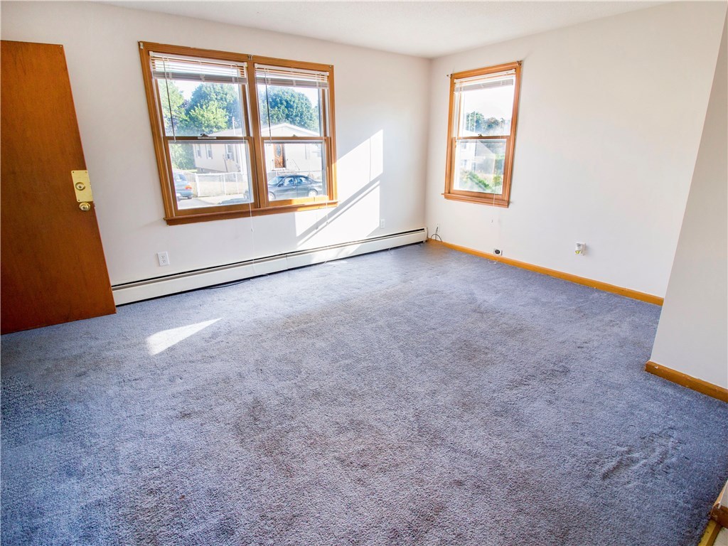 124 Prentice Avenue Pawtucket, RI 02860 - Photo 7 of 31