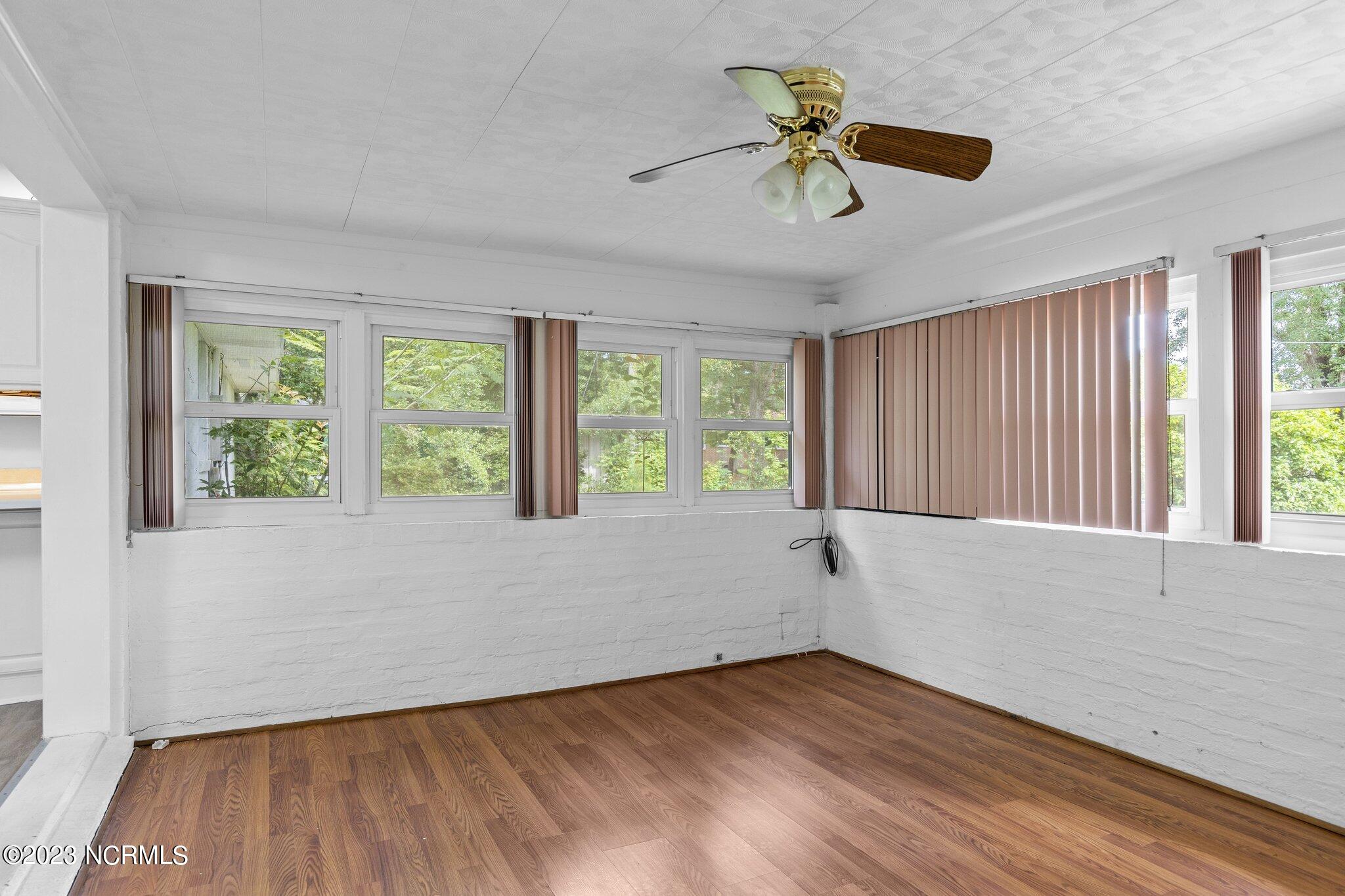 4303 Country Club Road Morehead City, NC 28557 - Photo 19 of 46