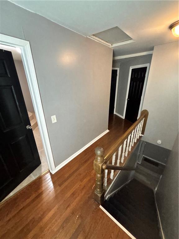 335 Cedarhurst Street Pittsburgh, PA 15210 - Photo 21 of 28 a view of an entryway