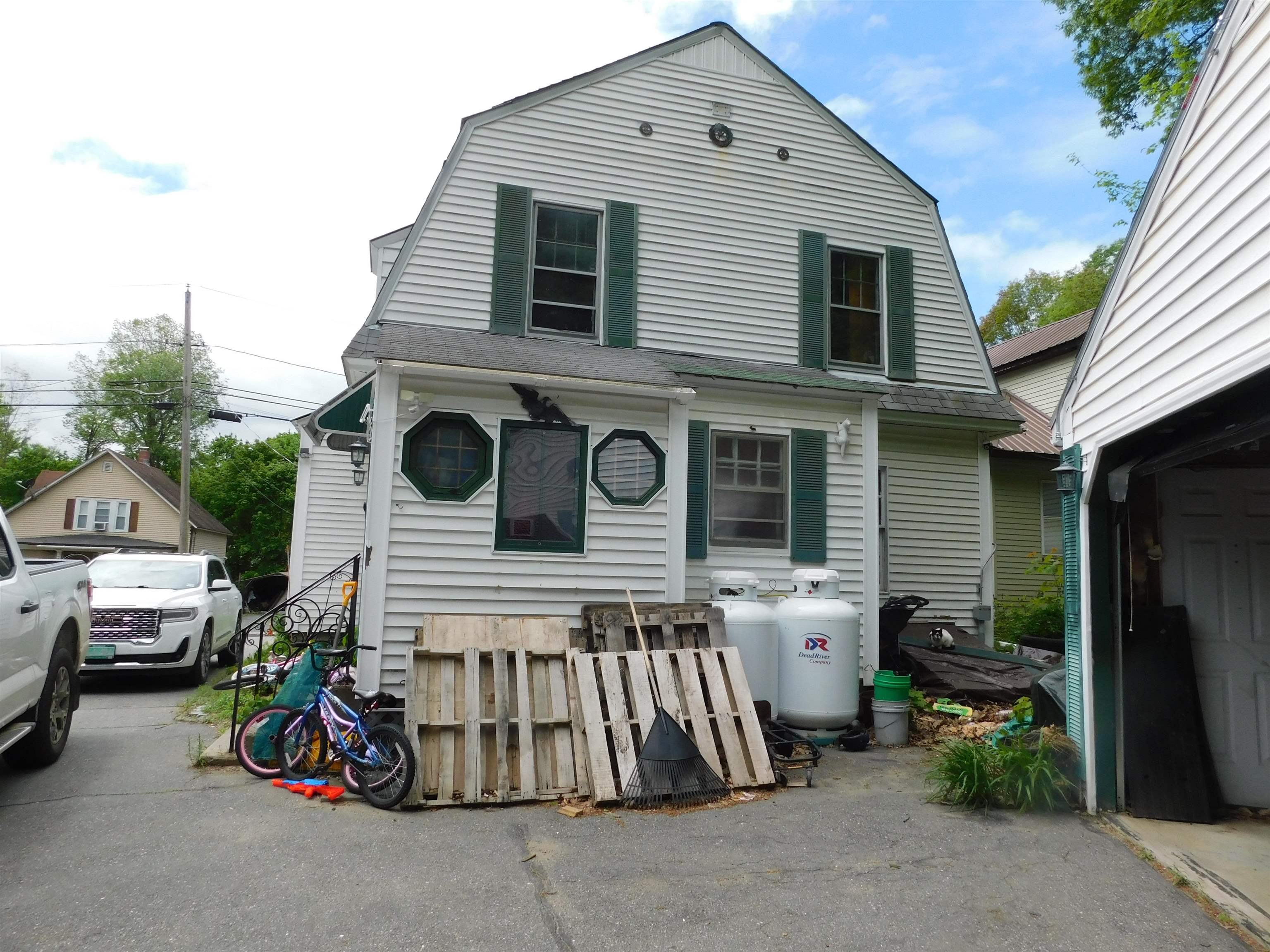 54 Bridge Street Springfield, VT 05156 - Photo 3 of 42