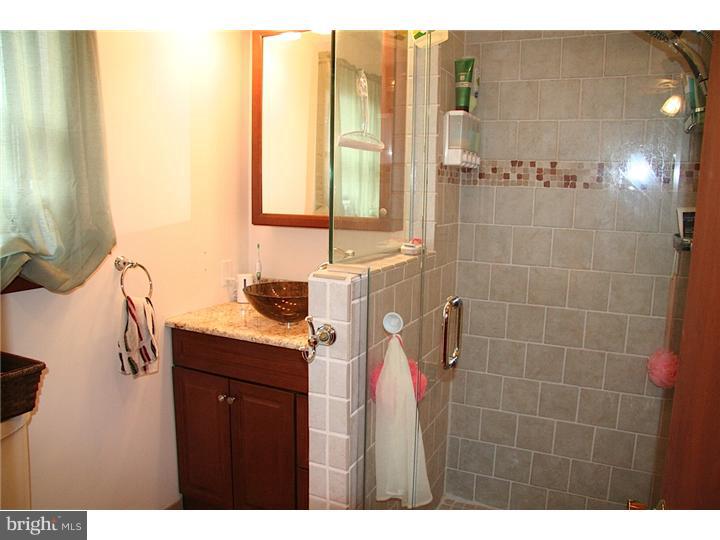 664 Porters Mill Road Spring City, PA 19475 - Photo 12 of 17 Master Bathroom