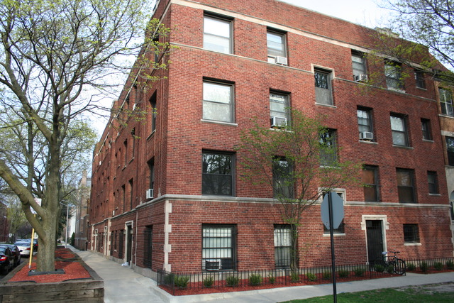 925 West Schubert Avenue, Unit 3D Chicago, IL 60614 - Photo 1 of 14
