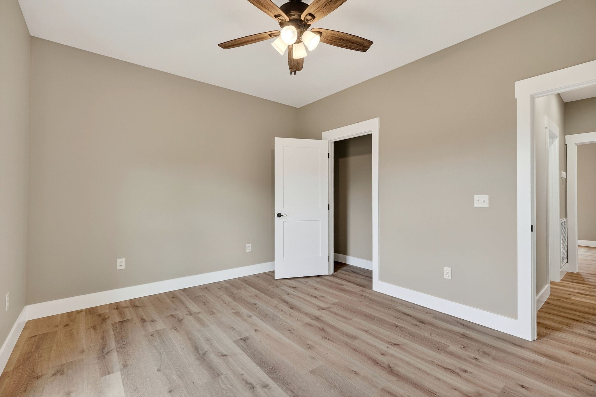 136 East McCormick Road Livingston, TN 38570 - Photo 27 of 29 wooden floor in an empty room with a window