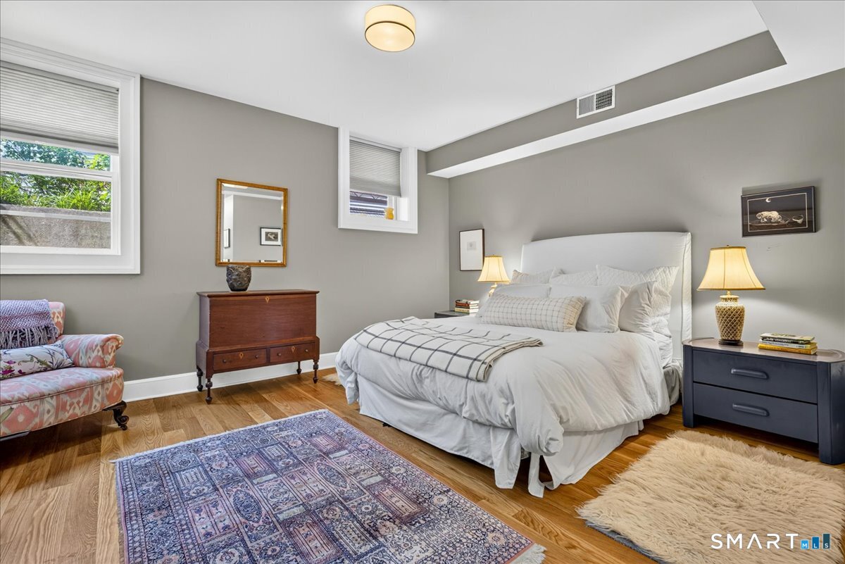 42 Academy Street, Unit 2 New Haven, CT 06511 - Photo 23 of 38