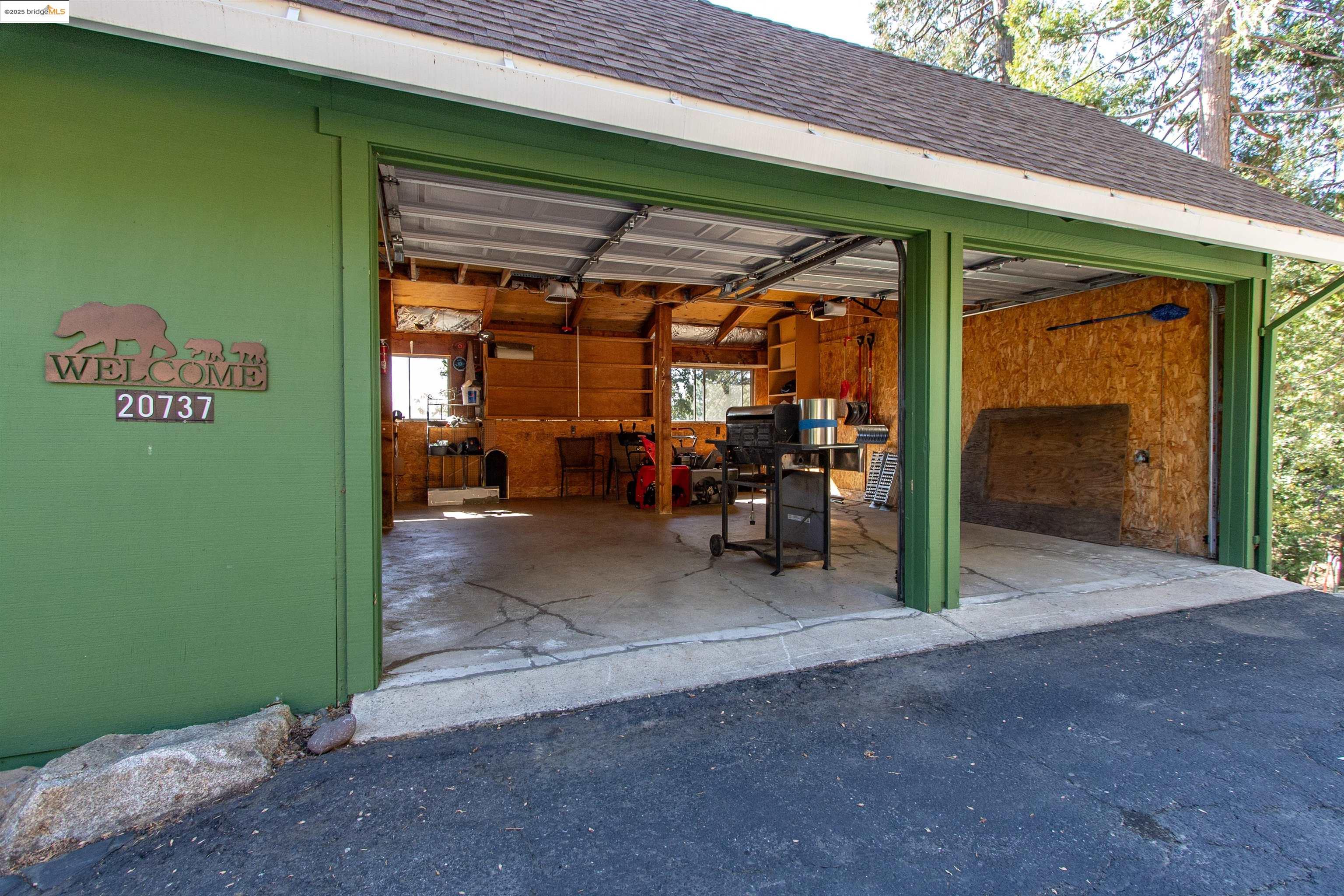 20737 Muheli Road Mi Wuk Village, CA 95346 - Photo 32 of 40 a view of outdoor seating space
