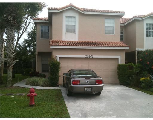 20971 Via Alamanda, Unit 4 Boca Raton, FL 33428 - Photo 1 of 9 Primary Photo