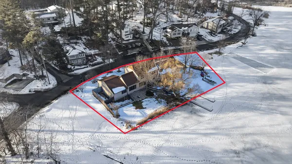 $1,234,000 | 360 West Baldwin Lake Drive, Greenville, MI 48838