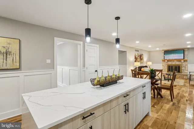 $1,250,000 | 923 Hunt Drive, Yardley, PA 19067