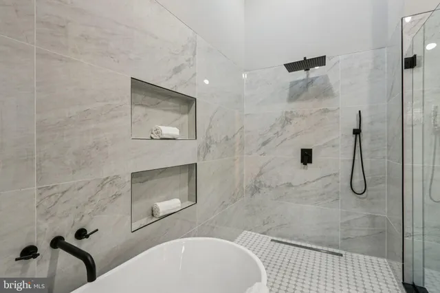 $1,250,000 | 923 Hunt Drive, Yardley, PA 19067