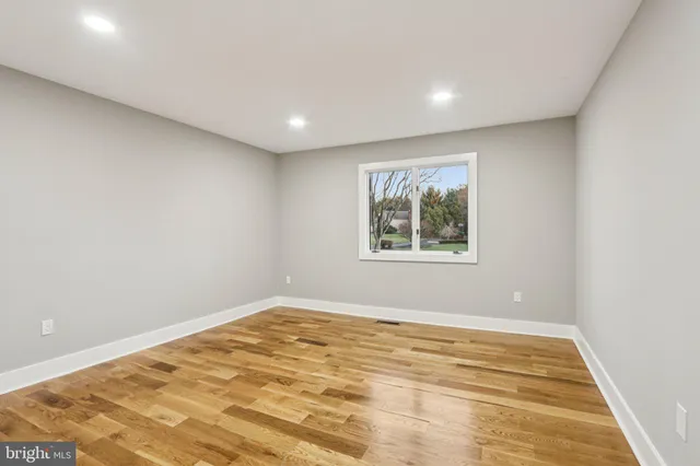 $1,250,000 | 923 Hunt Drive, Yardley, PA 19067