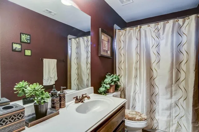 $3,100 | 2005 Loma Alta Drive, Irving, TX 75063