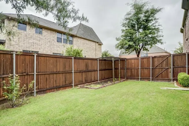 $3,100 | 2005 Loma Alta Drive, Irving, TX 75063