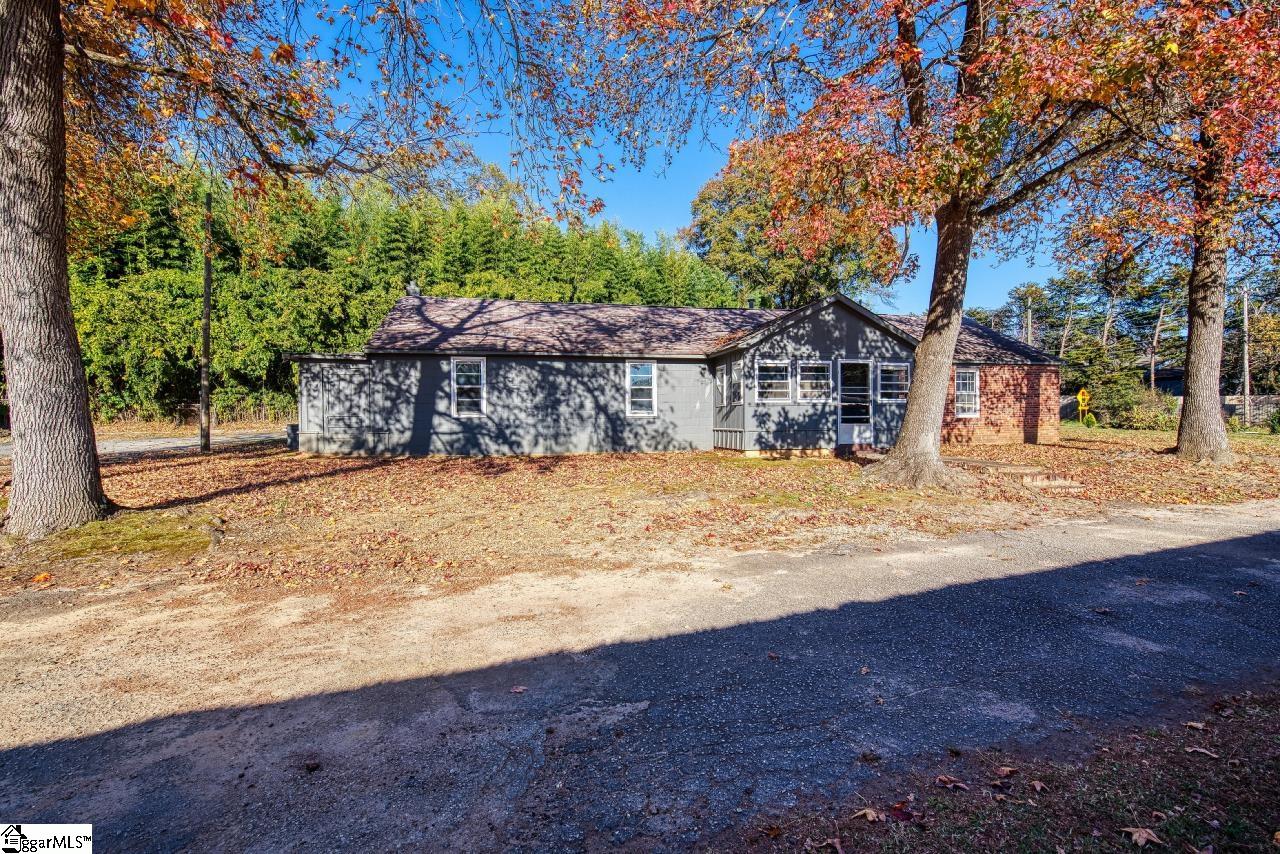 112 Hidden Hill Road Spartanburg, SC 29301 - Photo 3 of 34 Gallery Image 3