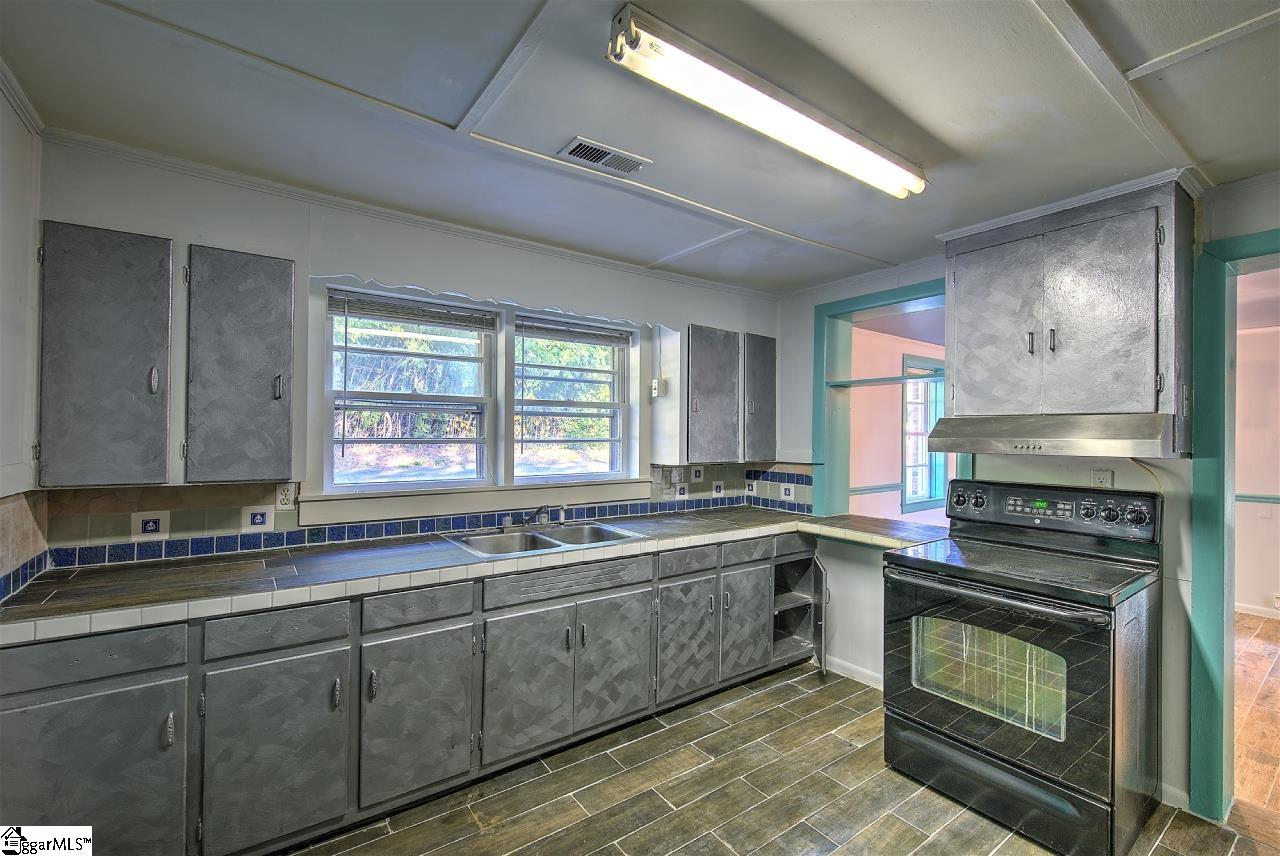 112 Hidden Hill Road Spartanburg, SC 29301 - Photo 25 of 34 Gallery Image 25