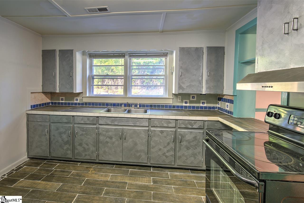 112 Hidden Hill Road Spartanburg, SC 29301 - Photo 27 of 34 Gallery Image 27