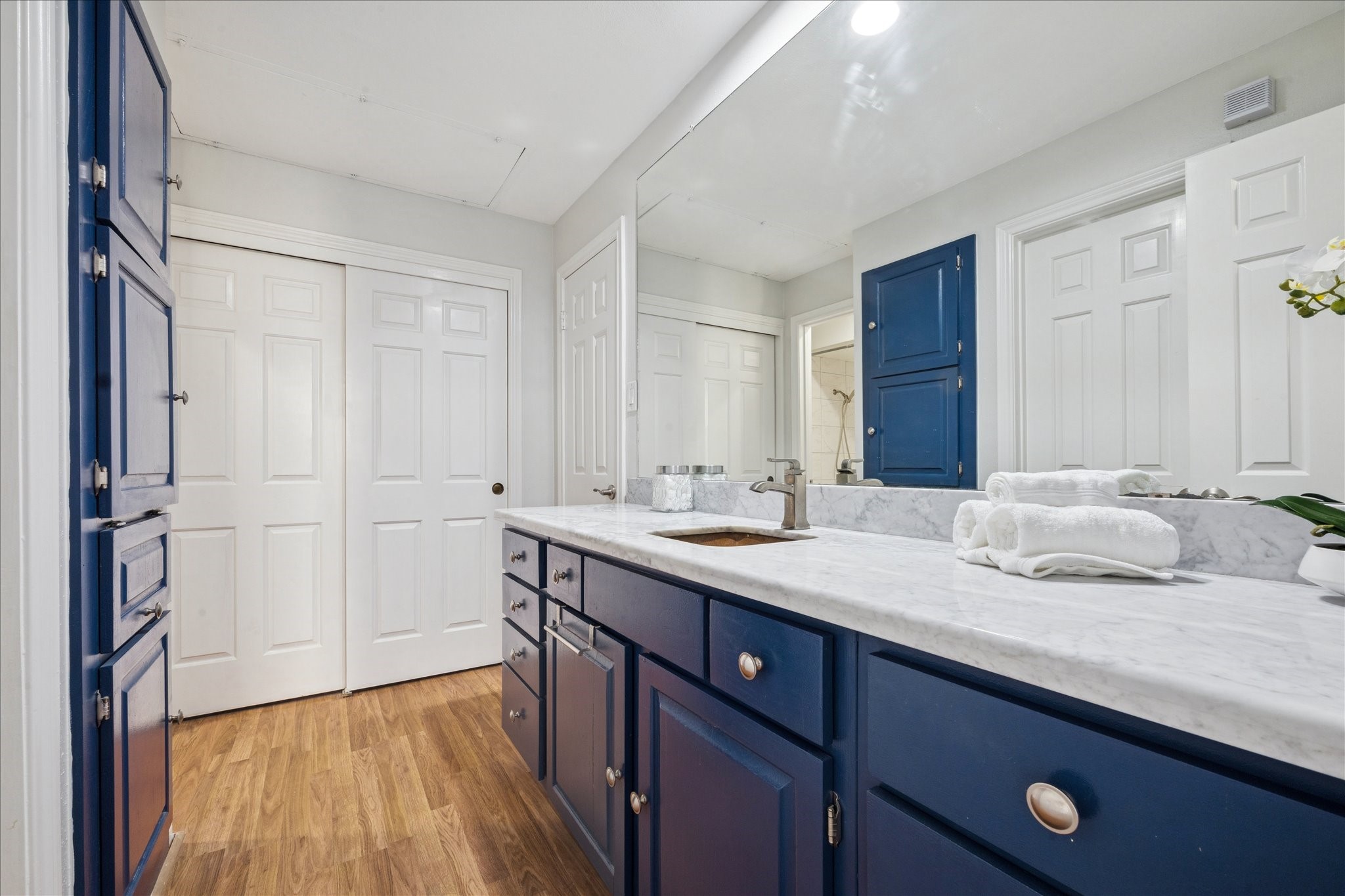 5210 Weslayan Street, Unit 303 Houston, TX 77005 - Photo 10 of 14