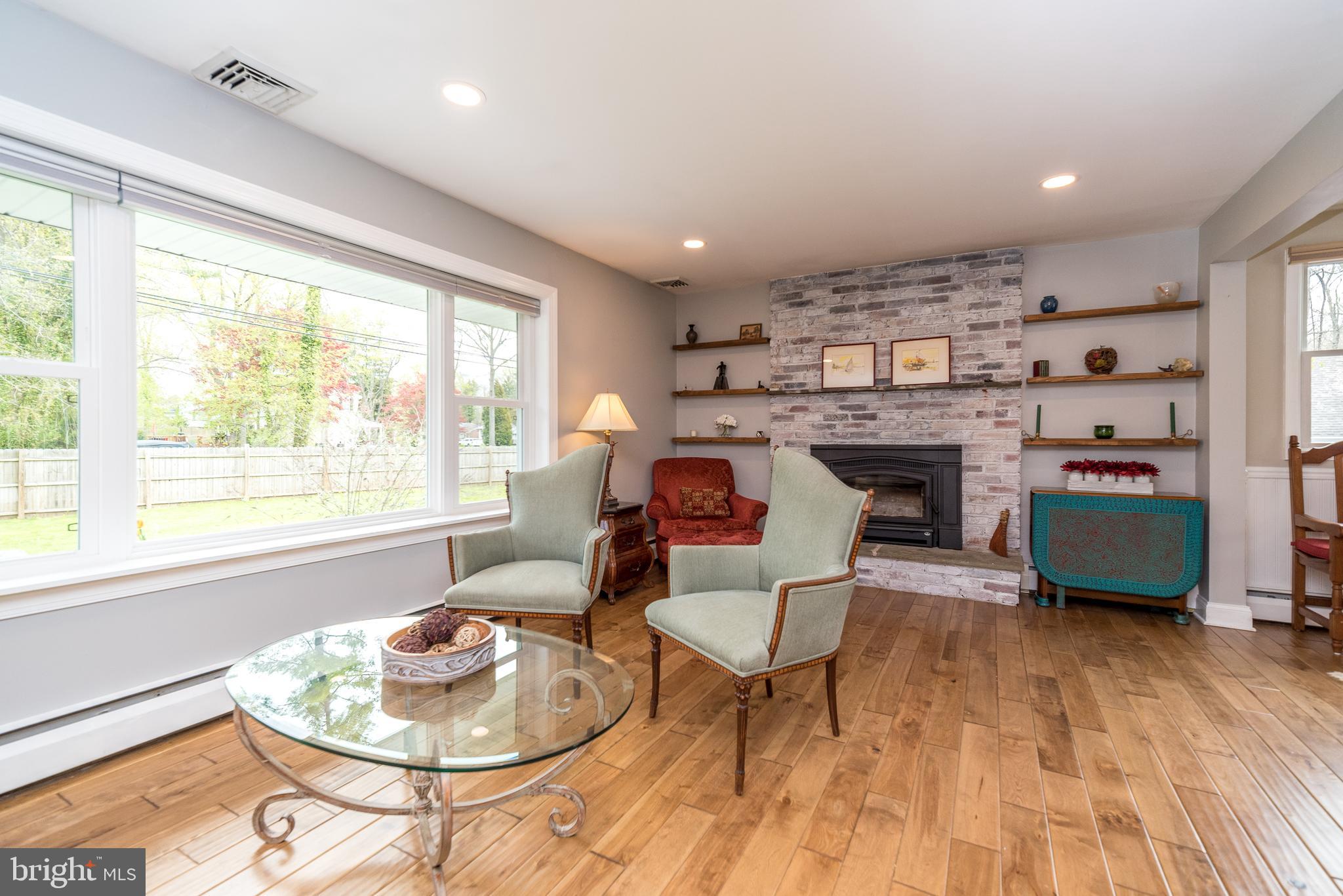 120 Morris Road Ambler, PA 19002 - Photo 11 of 77 Living room