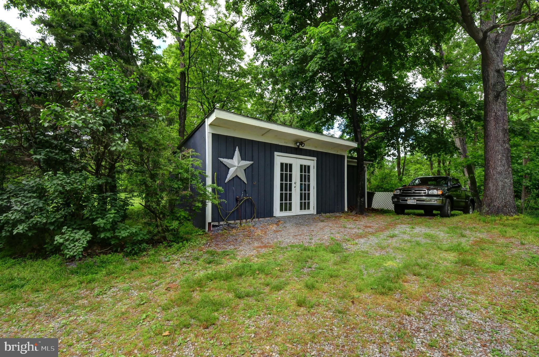 936 Reynolds Road Cross Junction, VA 22625 - Photo 12 of 76 Storage garage