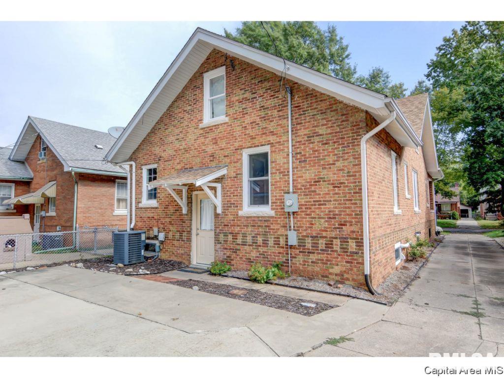 1925 South Walnut Street Springfield, IL 62704 - Photo 31 of 33