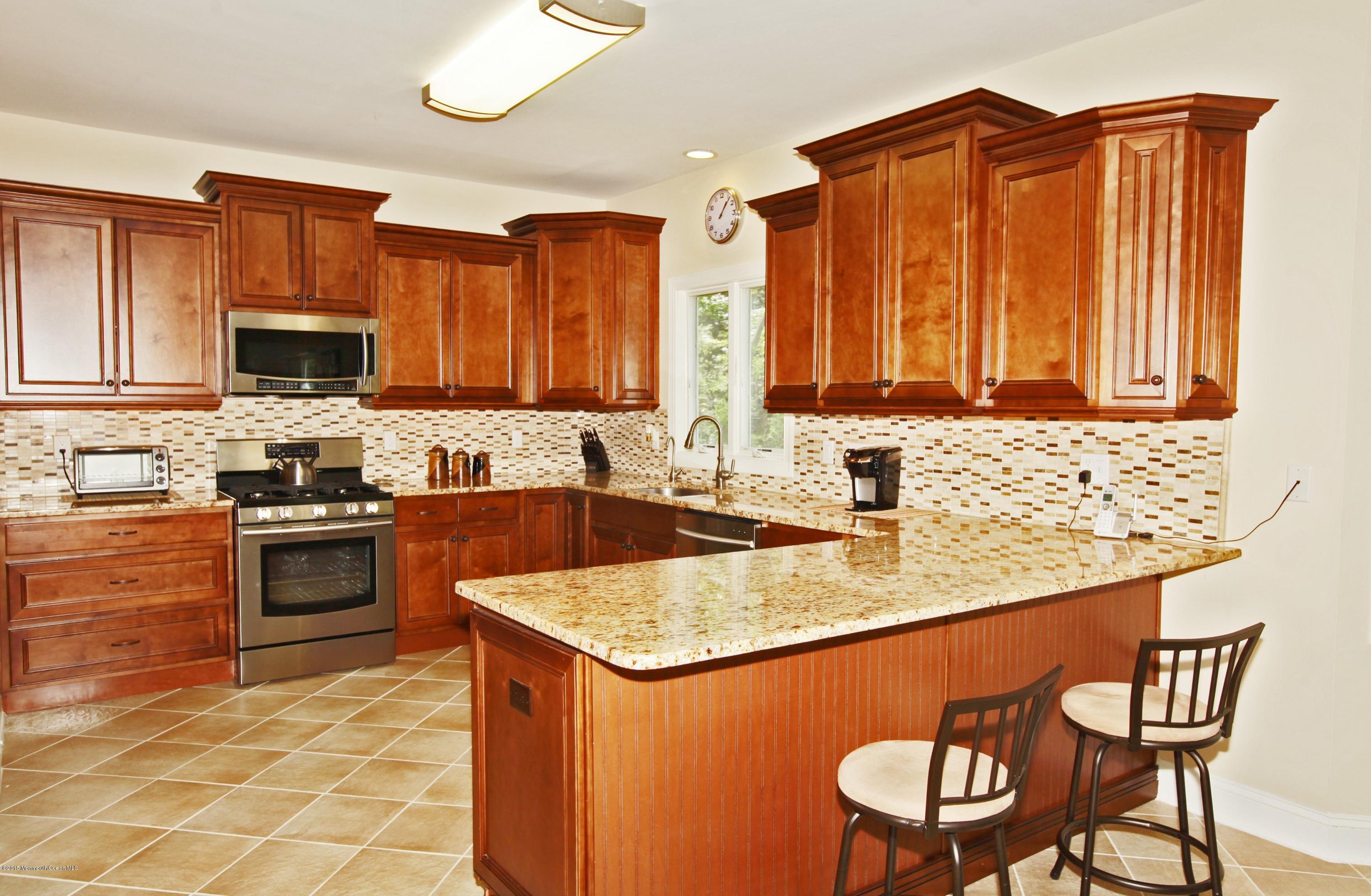 312 Hockhockson Road Tinton Falls, NJ 07724 - Photo 5 of 14 Kitchen