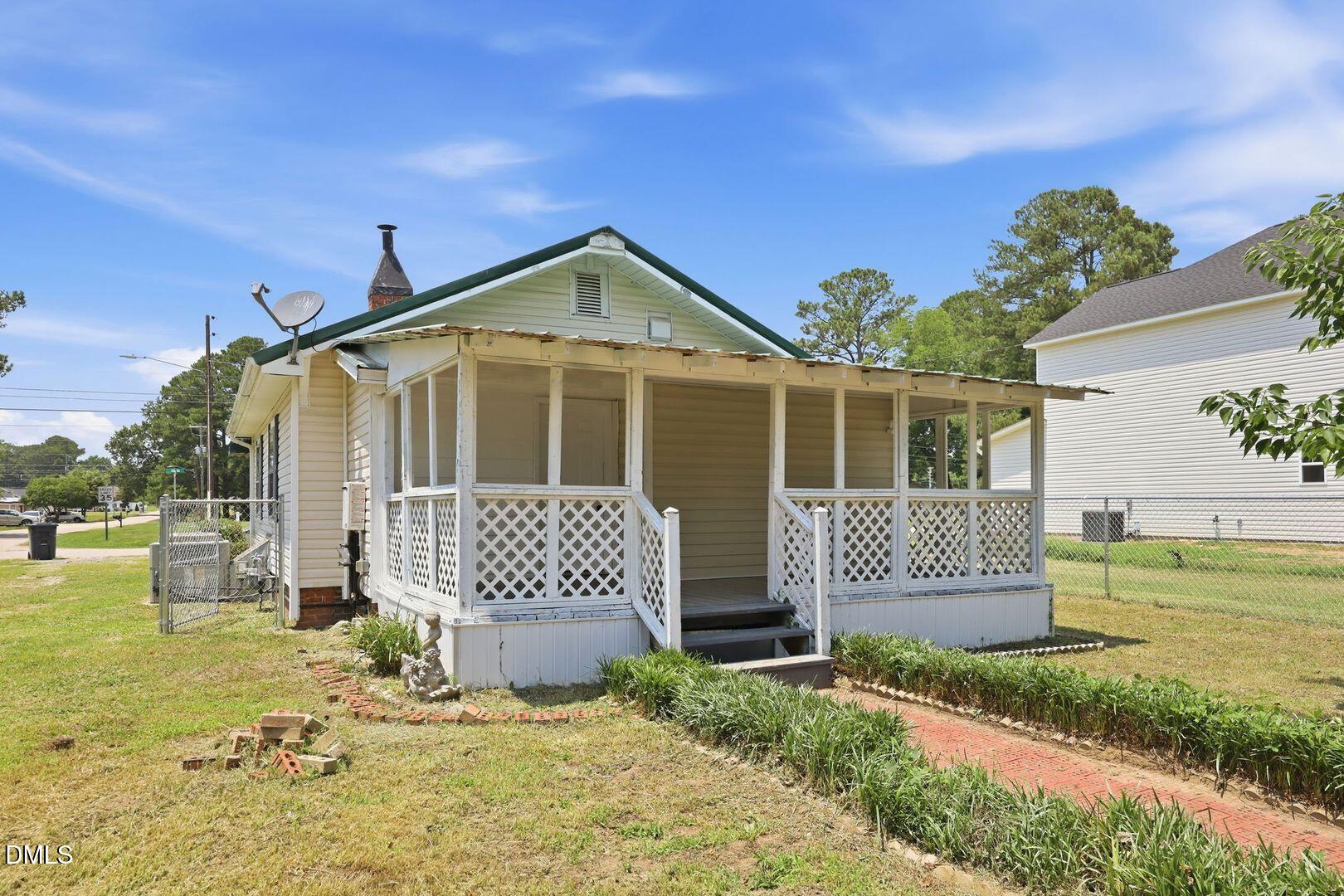 201 4th Street Erwin, NC 28339 - Photo 3 of 52 large - 2026-07-10T131613.891