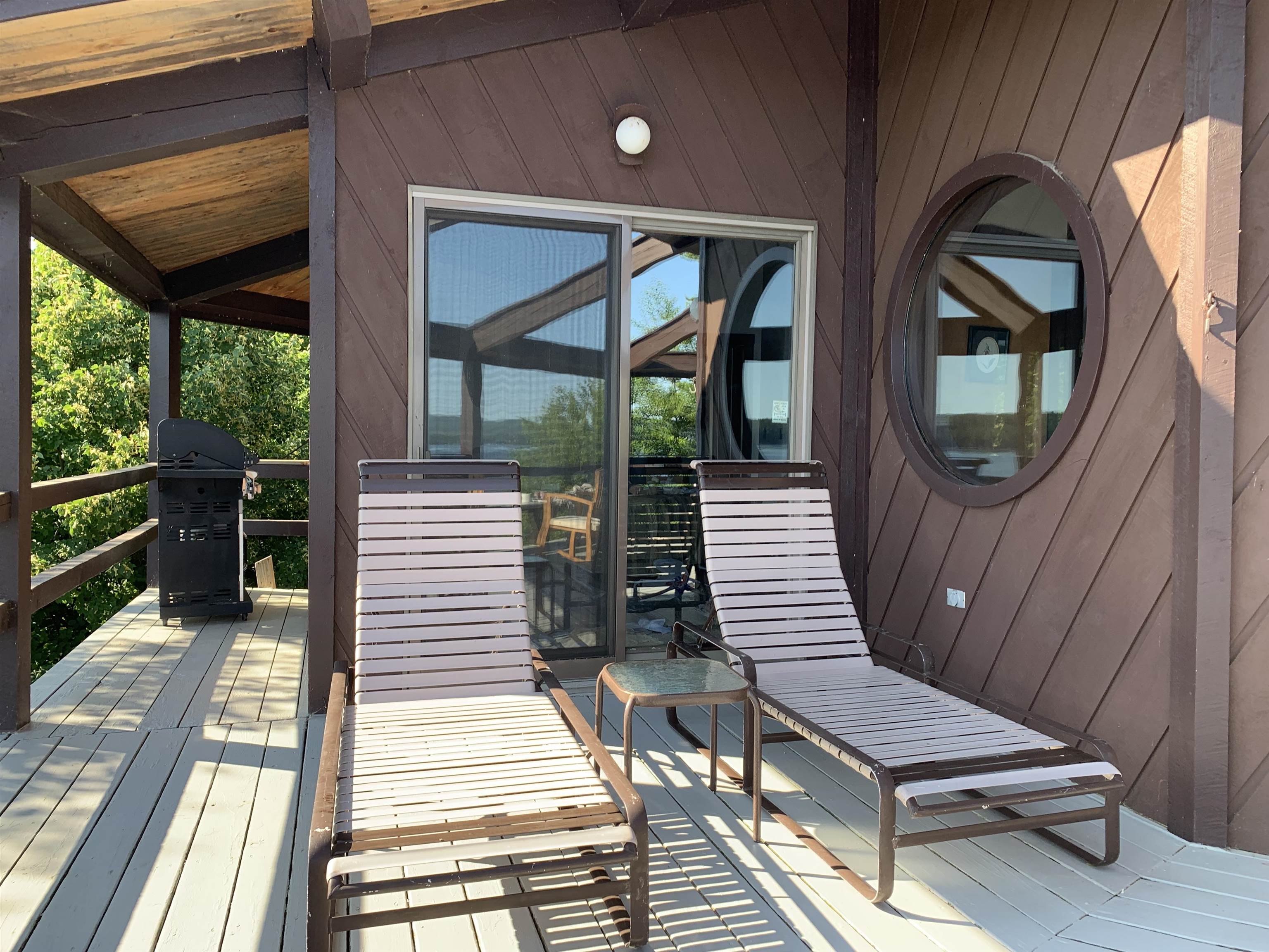 120 Townsend Shore Road Wolfeboro, NH 03894 - Photo 4 of 40