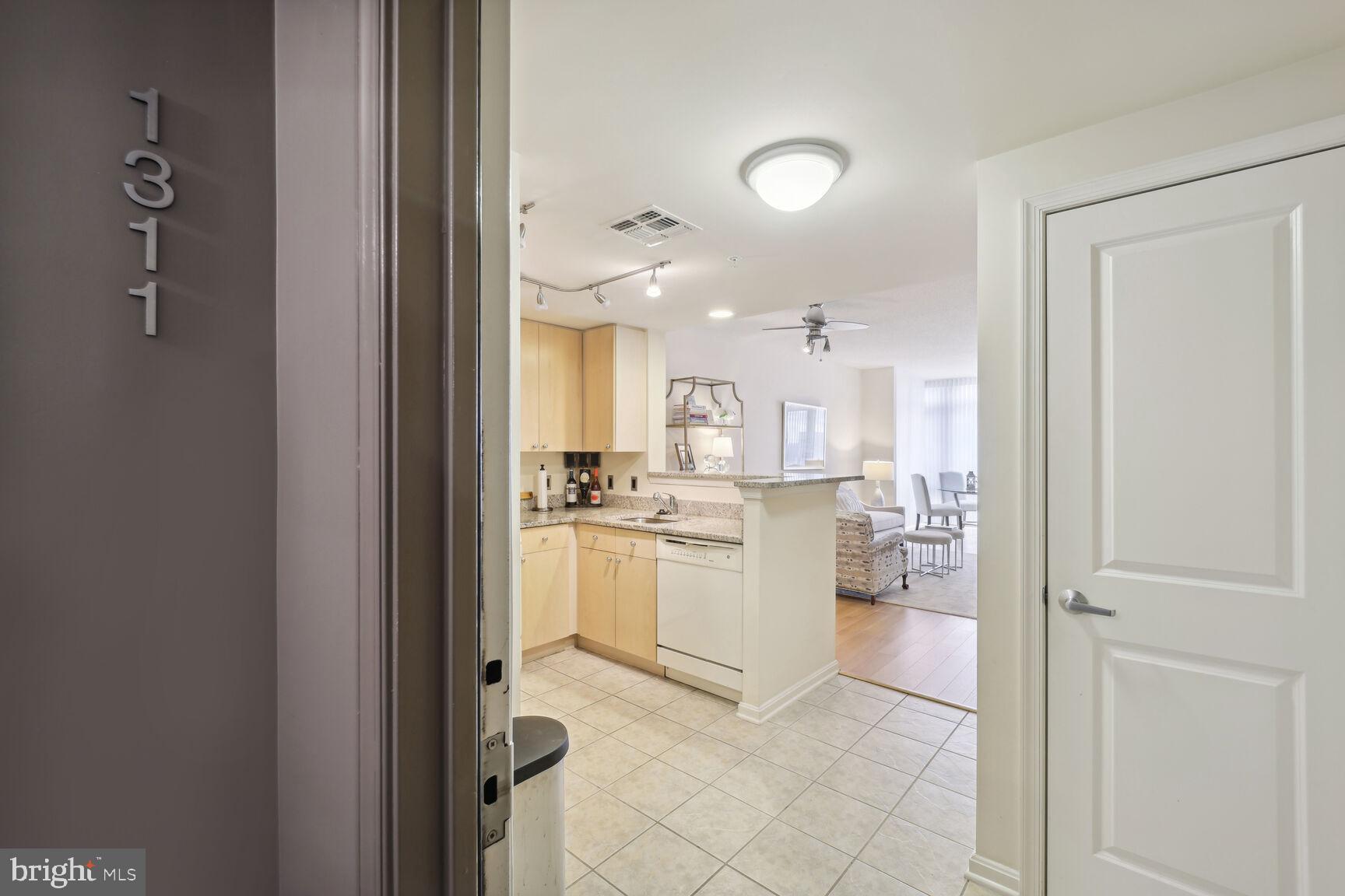 930 Wayne Avenue, Unit 1311 Silver Spring, MD 20910 - Photo 7 of 25 Gallery Image 7