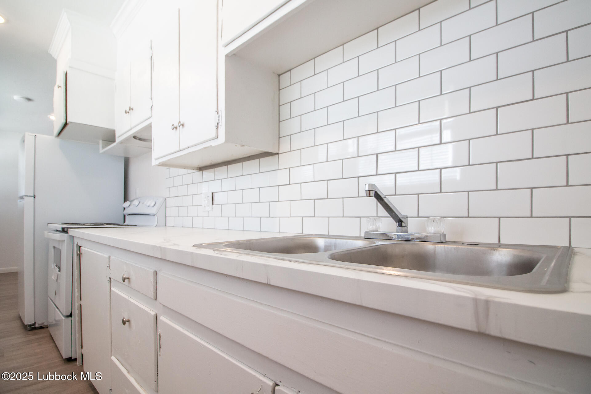 1610 45th Street Lubbock, TX 79412 - Photo 12 of 24 IMG_1541