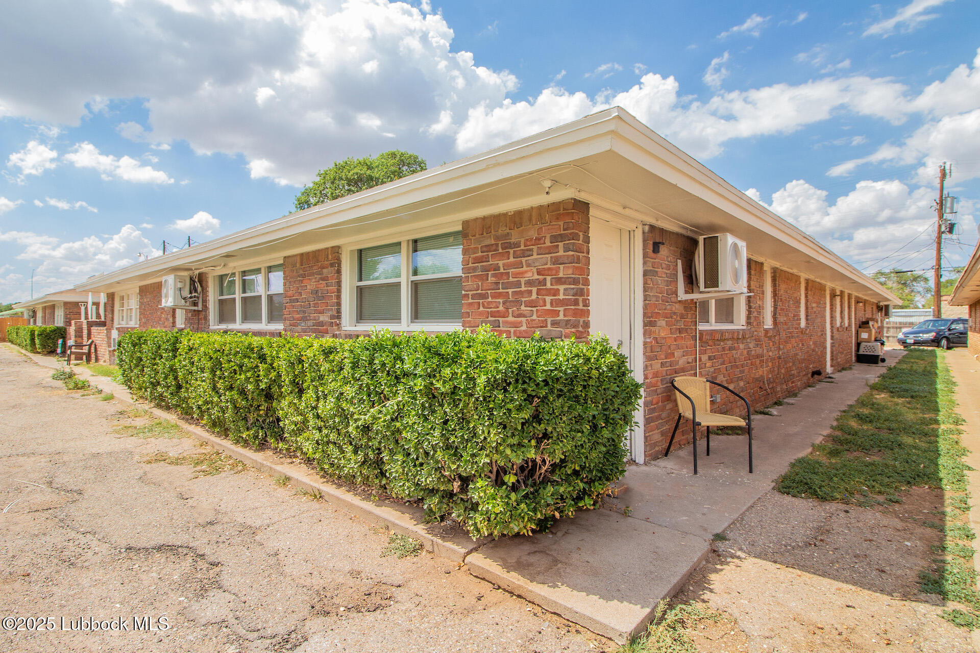1610 45th Street Lubbock, TX 79412 - Photo 2 of 24 IMG_1566