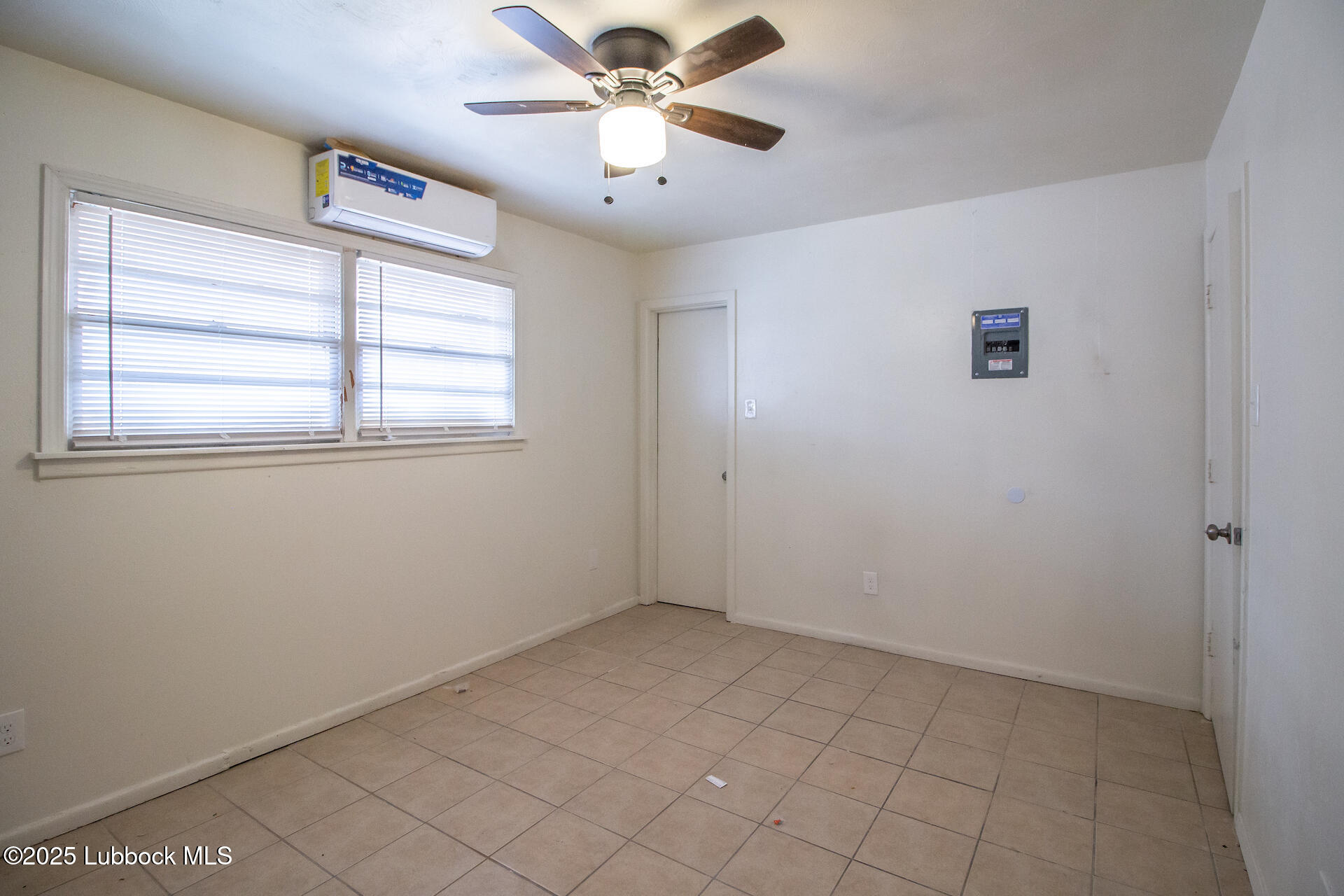 1610 45th Street Lubbock, TX 79412 - Photo 23 of 24 IMG_1556