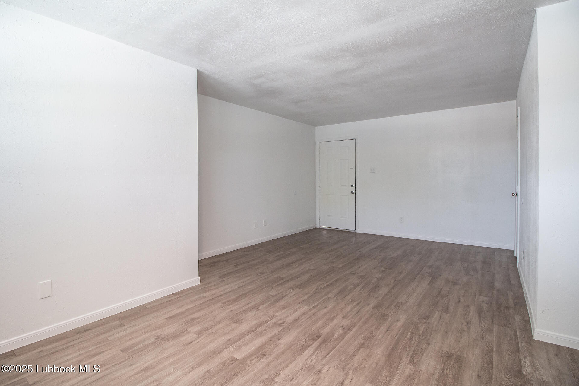 1610 45th Street Lubbock, TX 79412 - Photo 10 of 24 IMG_1535