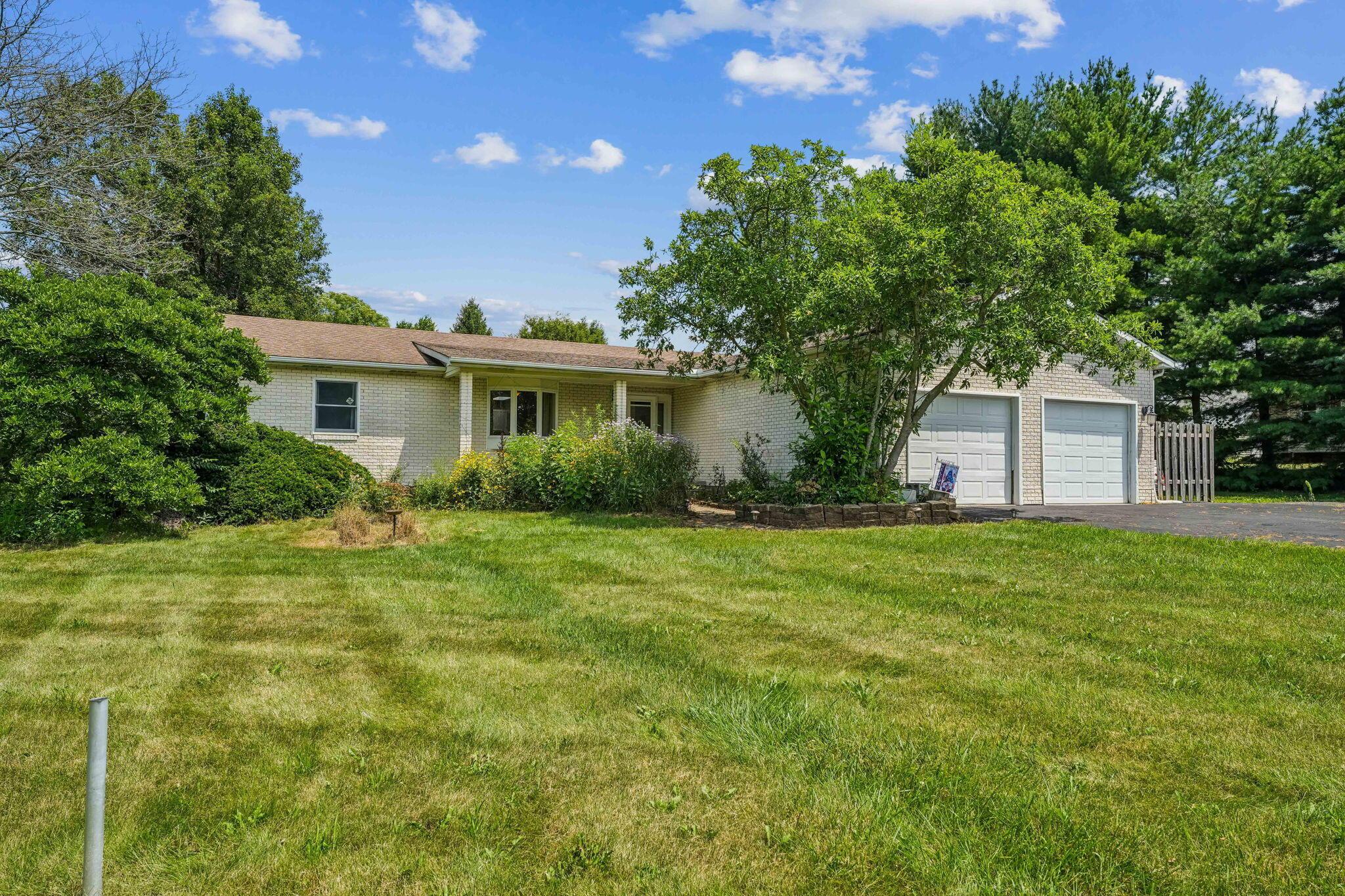 9900 Waterloo Eastern Road Canal Winchester, OH 43110 - Photo 2 of 65 55-web-or-mls-9900-waterloo-eastern-rd