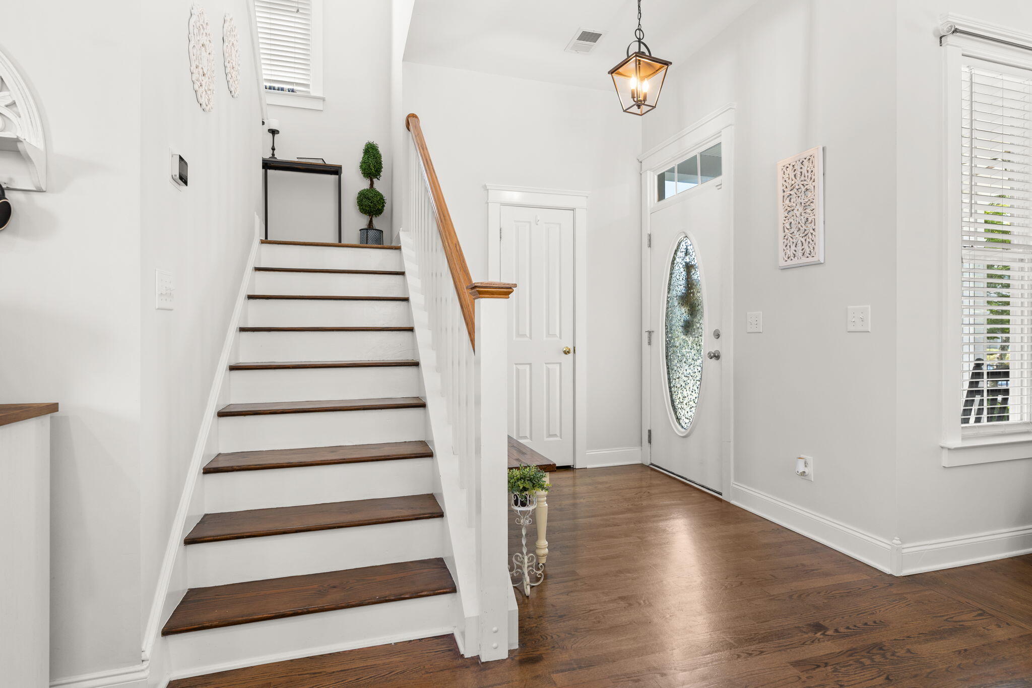 213 Hydrangea Street Summerville, SC 29483 - Photo 6 of 41 11-web-or-mls-Interior-2