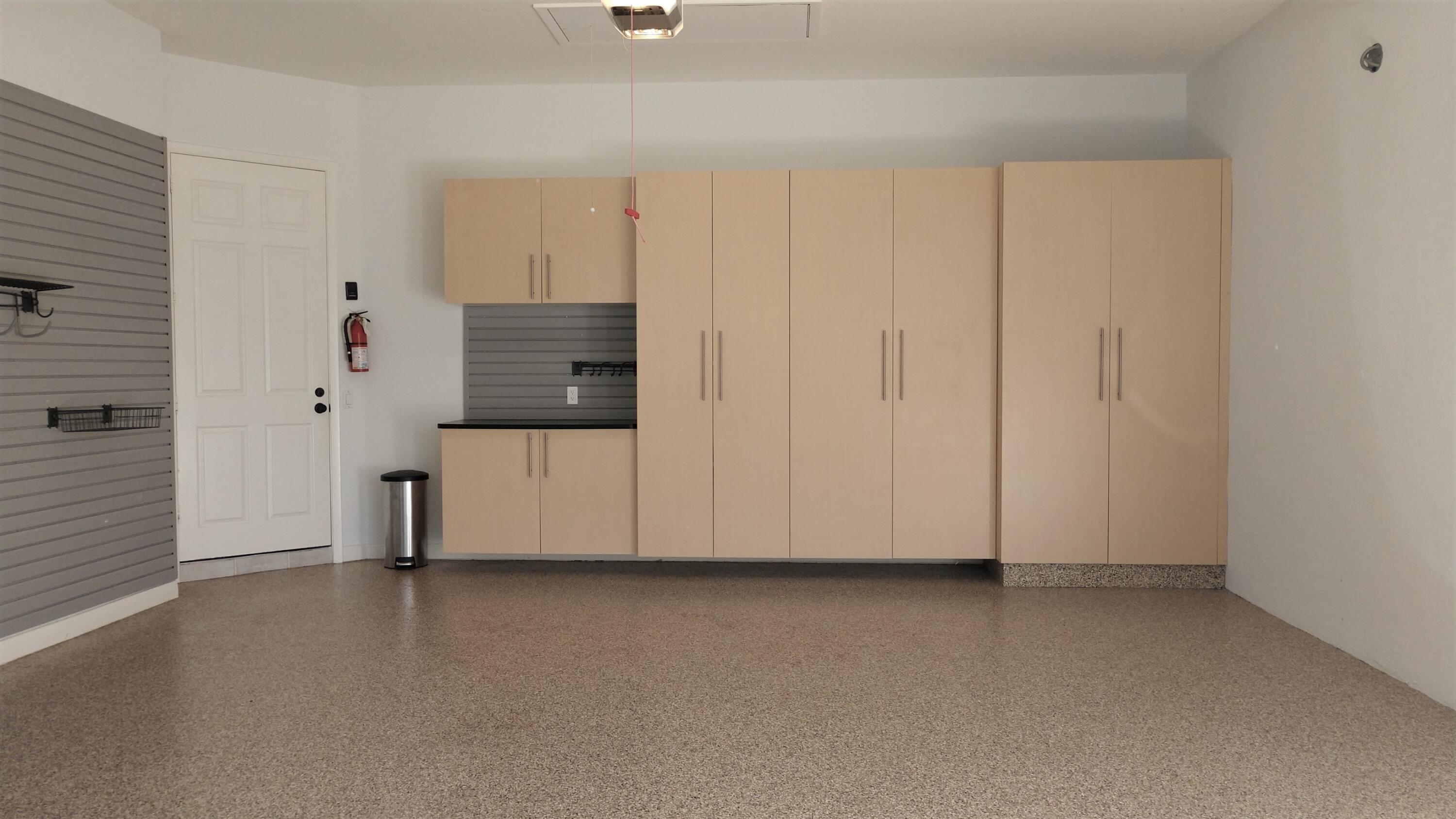 307 Sweet Bay Circle Jupiter, FL 33458 - Photo 18 of 21 24-Garage